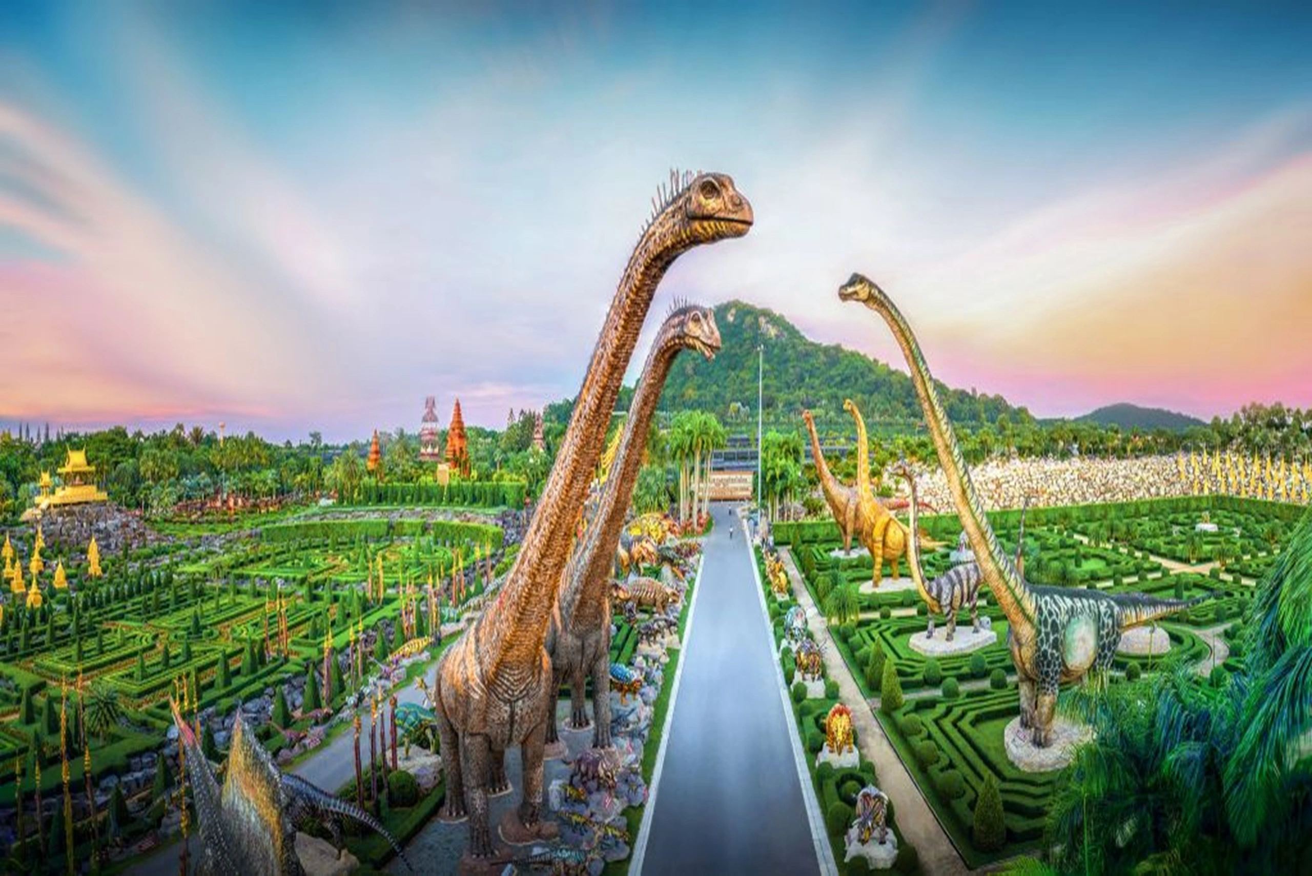 nong-nooch-tropical- (5)