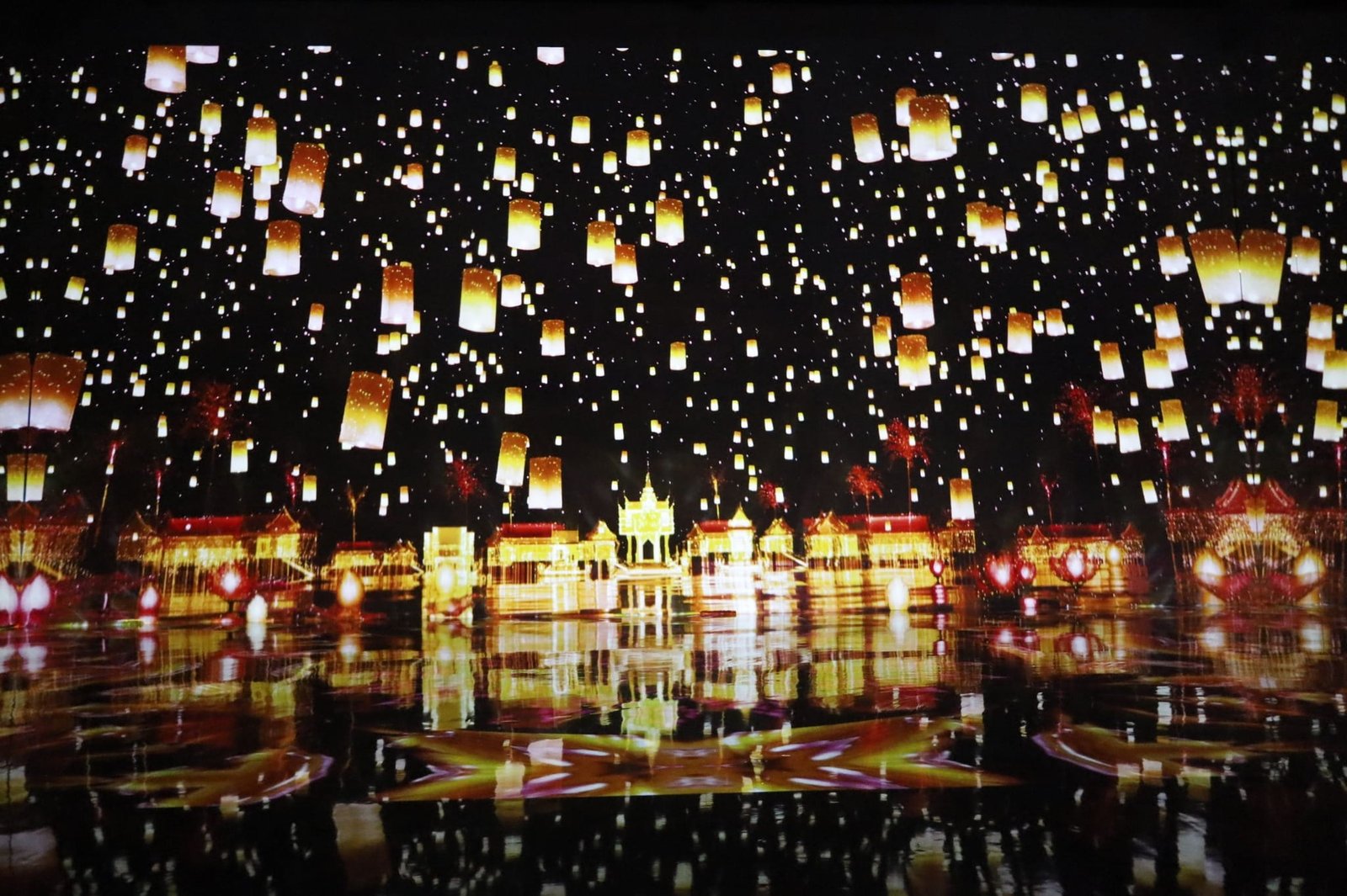 PADO Media Art Space Pattaya Travel Package